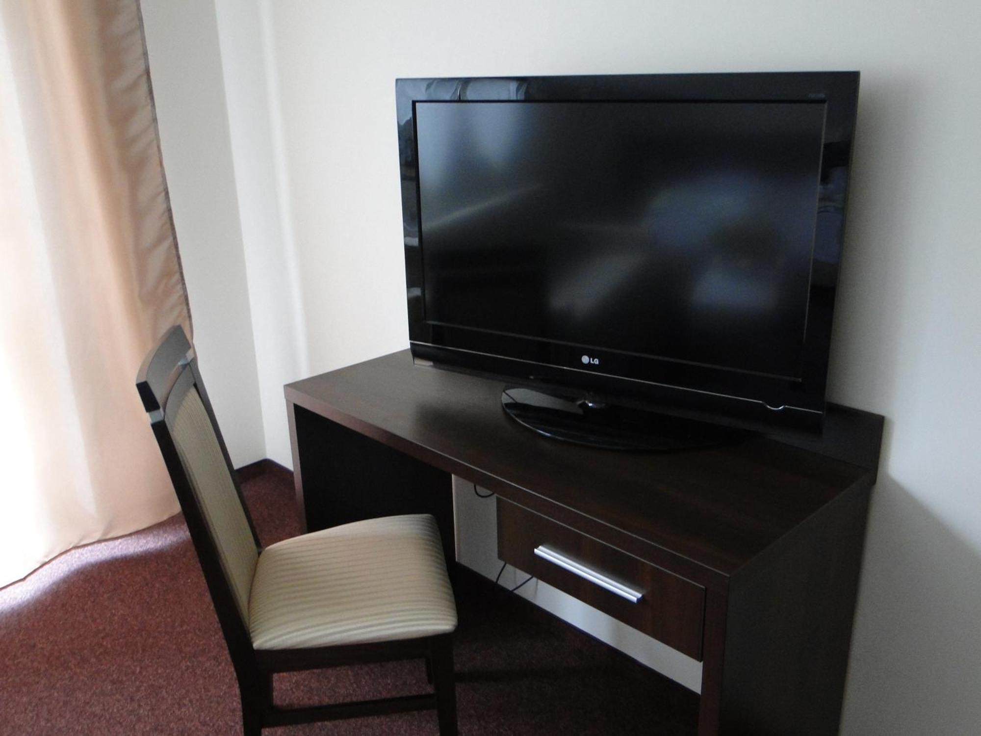Hotel Cynamon Tokarnia  Bagian luar foto