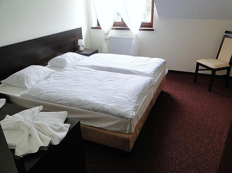 Hotel Cynamon Tokarnia  Ruang foto