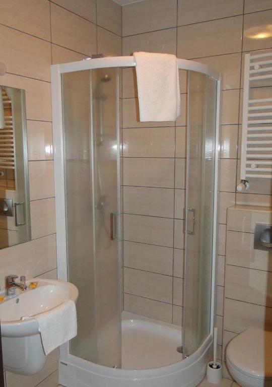 Hotel Cynamon Tokarnia  Ruang foto